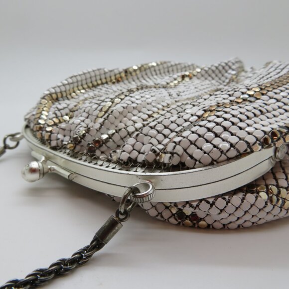 Women Handheld Chain Strap KissLock Purse White Gold Metal Mesh Mini Evening Bag - Picture 5 of 14